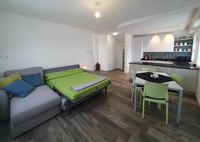 Myhouse Apartment
